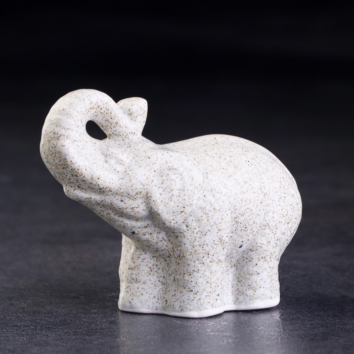 Статуэтка гжель «Индийский Слон», бело-синий,керамика, Статуэтка гжель «Индийский Слон», бело-синий,керамика,