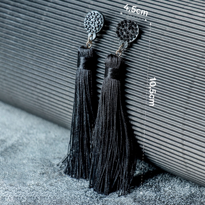 Серьги «Кисти» гармония, цвет чёрный, L кисти 8,5 см Серьги «Кисти» гармония, цвет чёрный, L кисти 8,5 см