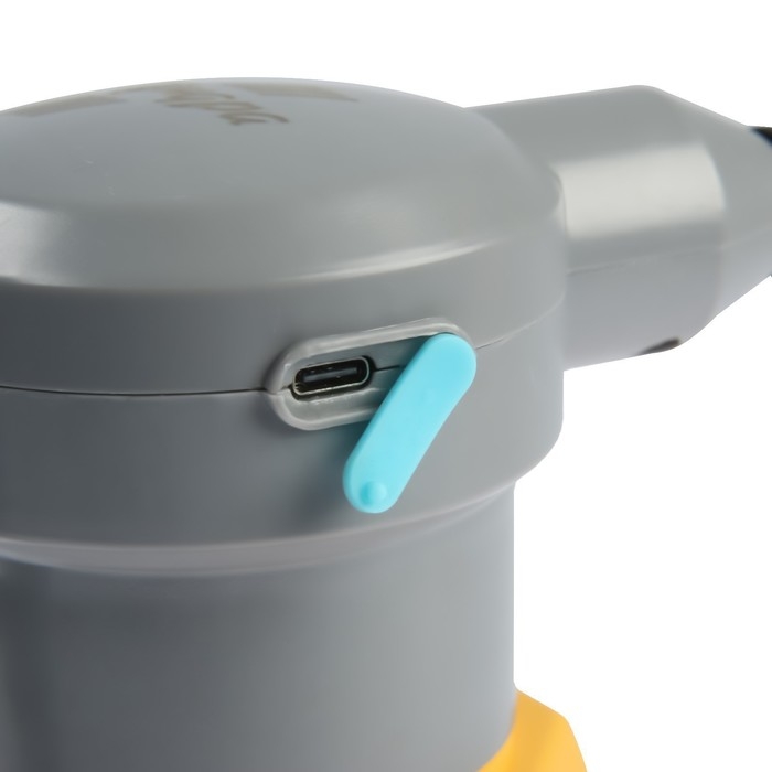 Опрыскиватель аккумуляторный ТУНДРА, 3.7 В, 2 Ач, 2 л, 0.7 л/мин, гибкая насадка Опрыскиватель аккумуляторный ТУНДРА, 3.7 В, 2 Ач, 2 л, 0.7 л/мин, гибкая насадка