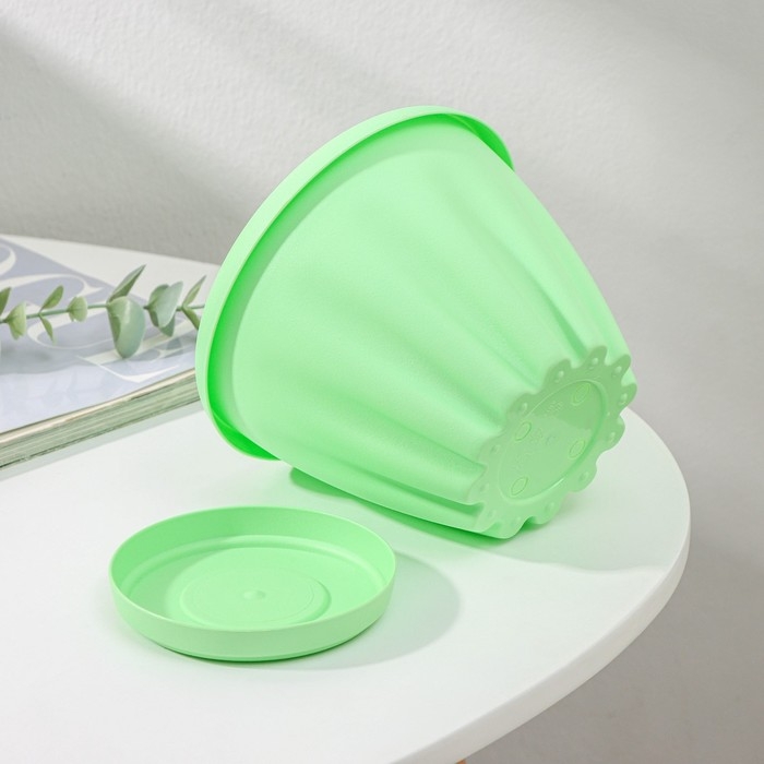 Горшок для цветов с поддоном «Знатный», 1 л, d=14 см, цвет зелёный Горшок для цветов с поддоном «Знатный», 1 л, d=14 см, цвет зелёный