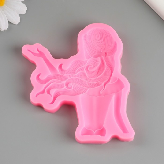 Молд силикон Молд силикон "Девушка с развевающимися волосами" 10,3х8,7х1,2 см