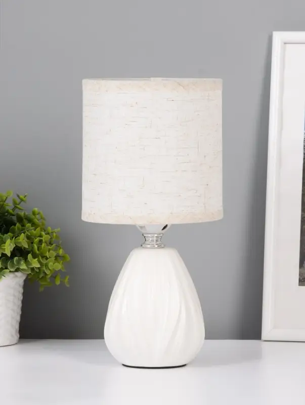 Лампа настольная E27 40Вт "Бутон" матовый белый 12,5х12,5х26,5 см