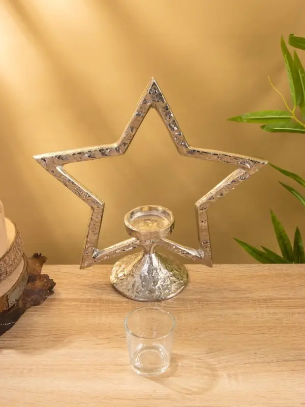 Подсвечник со стеклом &laquo;Звезда&raquo;, 28&times;10.5&times;29.5 см, алюминий