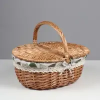 Плетёная корзина-лукошко, ткань внутри, 2 крышки, 35×28 см, высота 14.5 см, высота с ручкой 31 см, дно