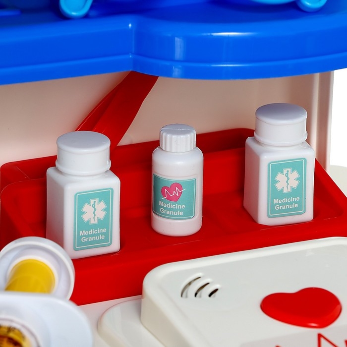 Игровой набор «Доктор» в чемоданчике, с аксессуарами Игровой набор «Доктор» в чемоданчике, с аксессуарами