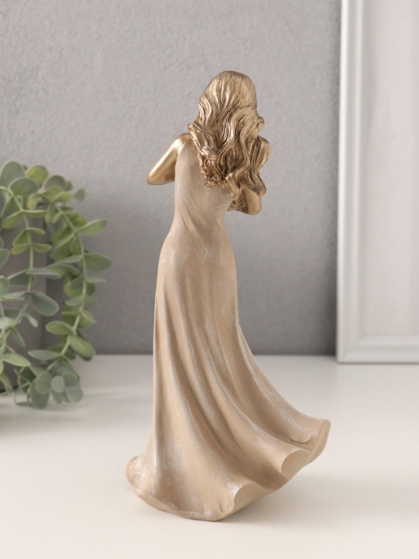 Сувенир полистоун Сувенир полистоун "Девушка с щенком на руках" 11х7,5х22,5 см