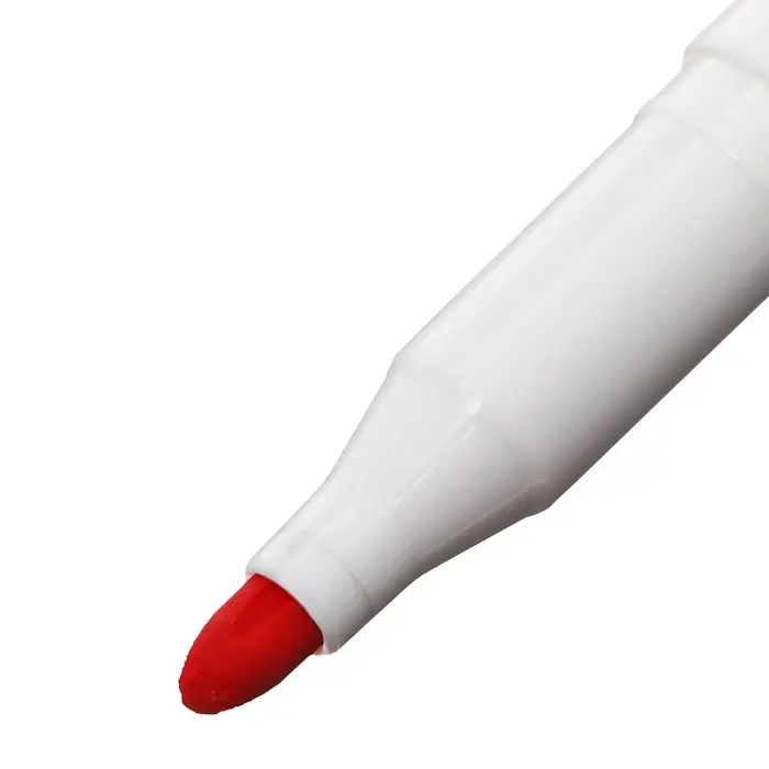 Маркер для ткани 1-2 мм Luxor  Маркер для ткани 1-2 мм Luxor "Fabric", пулевидный, красный