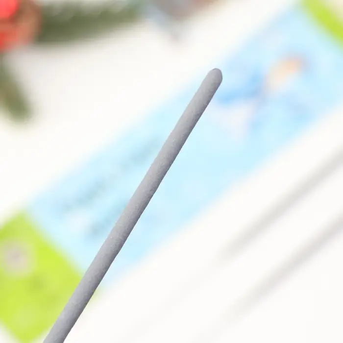 Бенгальские огни, 25 см, 6 штук, горение 60 сек. Бенгальские огни, 25 см, 6 штук, горение 60 сек.