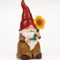 Садовая фигура из полистоуна &laquo;Гном с цветком&raquo;, 13&times;14&times;30 см, Greengo