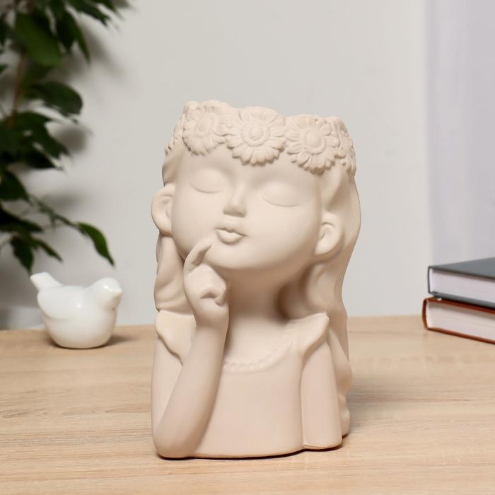 Ваза керамика настольная Ваза керамика настольная"Мечтательница" d-8 см, 11х11х20 см, бежевый