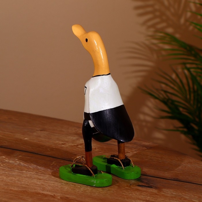 Сувенир Сувенир "Утка в шлёпках" дерево 27 см