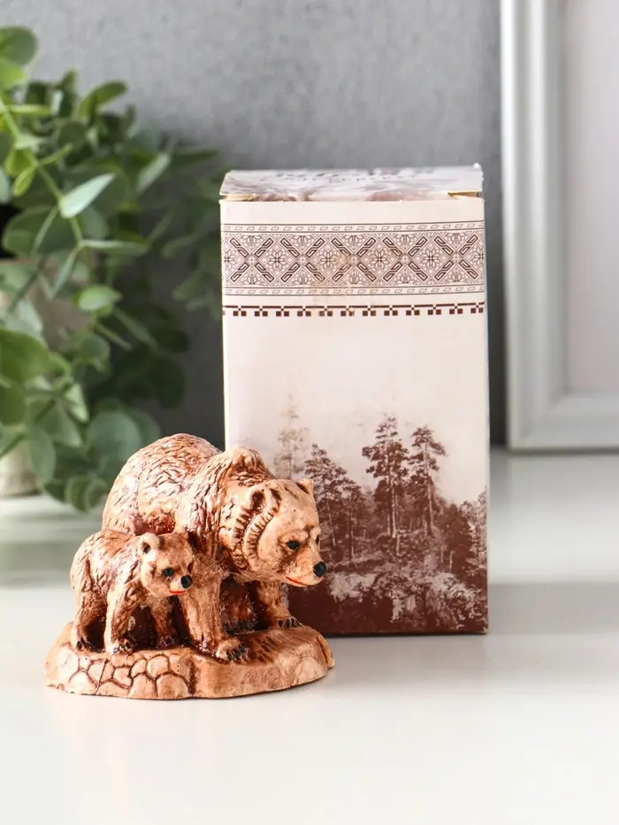 Фигура "Медведь с медвежонком" 6,5х7х9,5 см Фигура "Медведь с медвежонком" 6,5х7х9,5 см