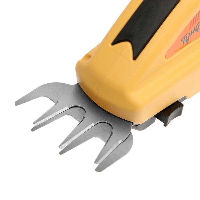 Ножницы-кусторез аккумуляторные ТУНДРА, 7.2 В, 1.3 Ач, Li-ion, время работы до 60 мин Ножницы-кусторез аккумуляторные ТУНДРА, 7.2 В, 1.3 Ач, Li-ion, время работы до 60 мин