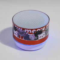 Колонка портативная новогодняя «Котята», на Новый год, Bluetooth, USB, 6,9 х 6,9 х 5,2 см