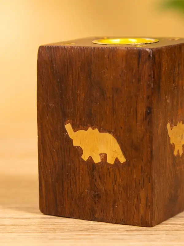 Подставка под благовония &laquo;Слон&raquo;, 4.5&times;4.5&times;5.5 см, дерево шишам