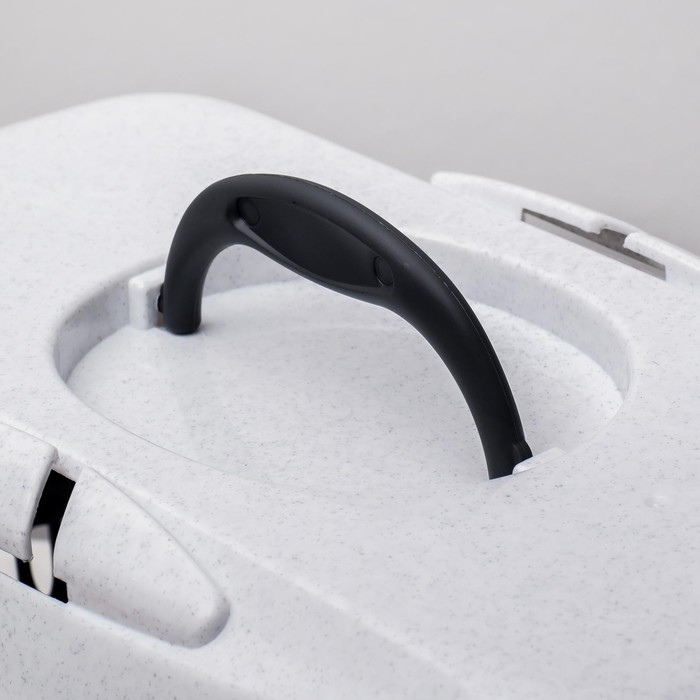 Переноска для животных до 9 кг  Переноска для животных до 9 кг "Пижон", металлическая дверь, 43 х 29 х 27,5 см, бело-серая