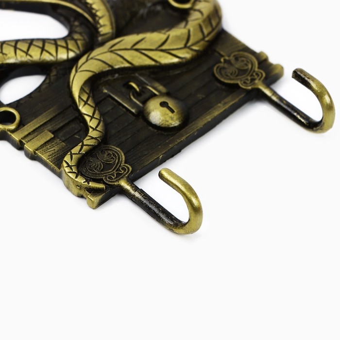 Новый год! Ключница «Новогодняя коллекция: Кобра», 6.4 х 9.1 см Новый год! Ключница «Новогодняя коллекция: Кобра», 6.4 х 9.1 см