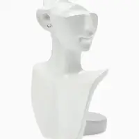 Бюст для украшений &laquo;Пол-лица&raquo;, мини, отверстие под серьгу, 6.6&times;6.8&times;11 см, белый