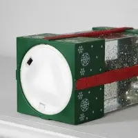 Светодиодная фигура &laquo;Подарок зелёный&raquo; 10&times;19&times;10 см, пластик, от батареек ААх3, USB, свечение тёплое белое