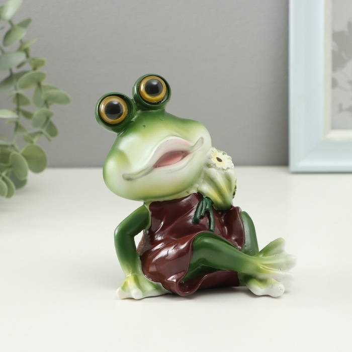 Фигурка  Фигурка "Лягушка с ромашкой" 7х9,5х11,5см
