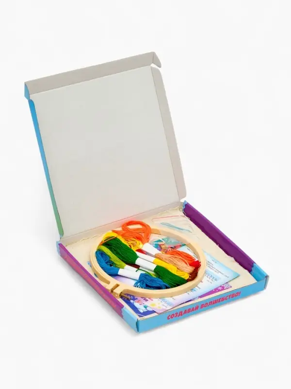 Набор для вышивания с пяльцами Набор для вышивания с пяльцами "Новогоднее чудо"