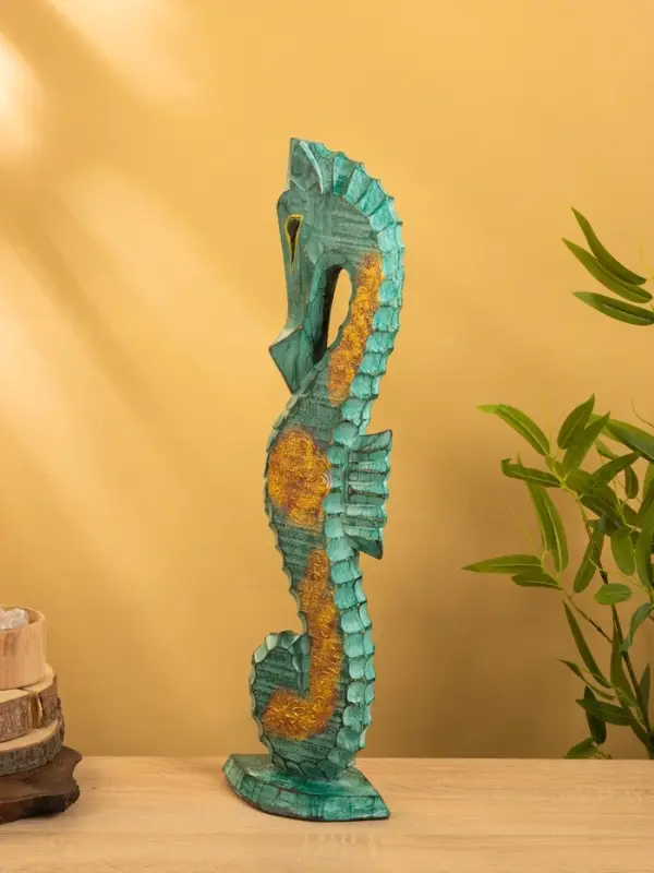 Сувенир интерьерный  Сувенир интерьерный "Морской конь" 18х9х60 см, дерево, цв. зелёный