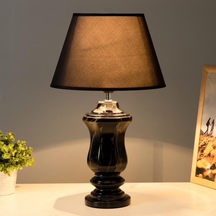 Настольная лампа Настольная лампа "Лунет" Е27 40Вт черный 28х28х45 см RISALUX
