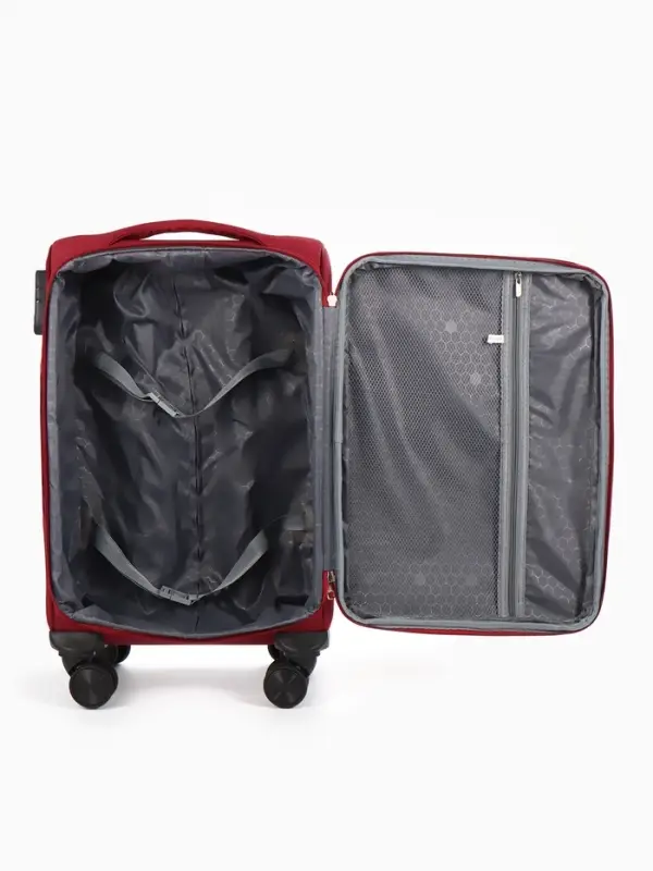 Чемодан 20",Текст,36*25*58,отд на молнии,1 нар/карм, увелич,код замок,4 колеса, красный