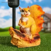 Садовая фигура - фонарь из полистоуна &laquo;Белка с орешком&raquo;, 24&times;16&times;24 см