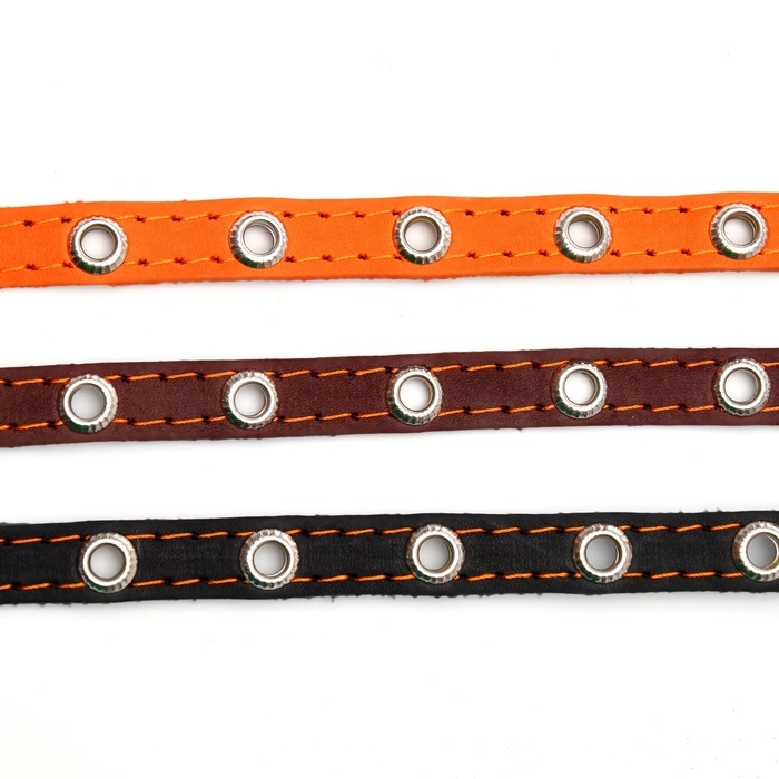 Ошейник кожаный однослойный с рифлеными люверсами, 35х1,2 см, ОШ 10-28 см, безразмерный, микс цветов Ошейник кожаный однослойный с рифлеными люверсами, 35х1,2 см, ОШ 10-28 см, безразмерный, микс цветов