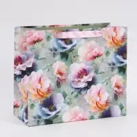 Пакет подарочный &laquo;Цветы&raquo;, 27&times;23&times;11.5 см