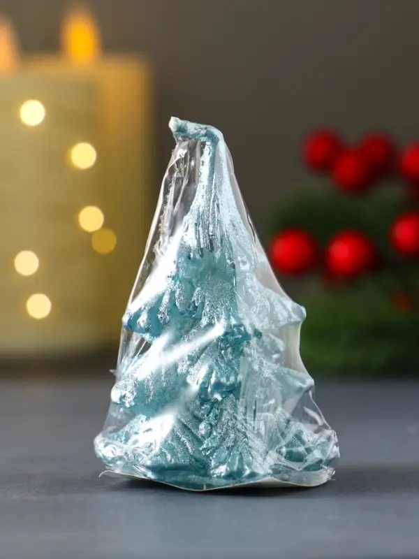 Свеча "Ёлочка " 70х50 мм, лак, голубая