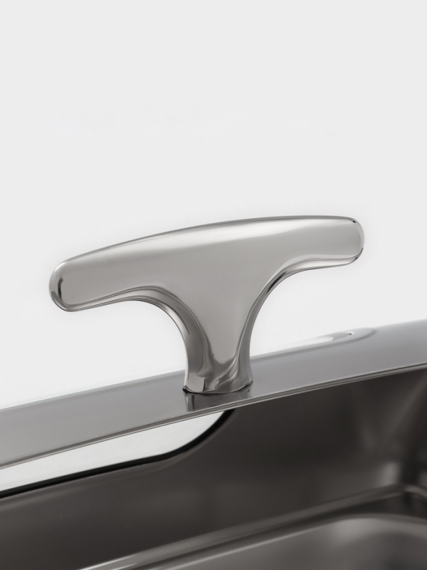 Мармит 64x46x44 см, откдывающаяся крышка, с окном Мармит 64x46x44 см, откдывающаяся крышка, с окном