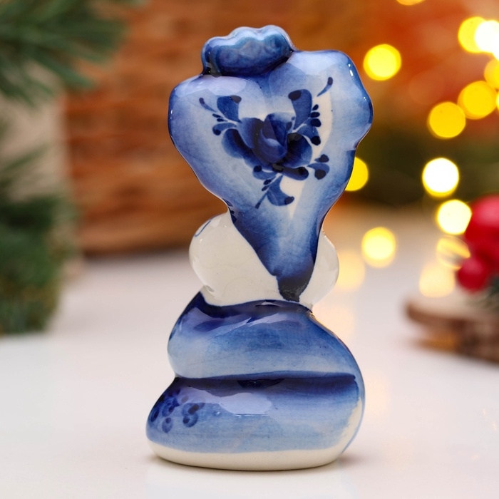 Сувенир Сувенир "Змея Люся" 11х6,5 см, гжель