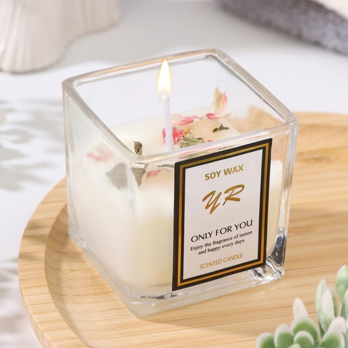 Свеча ароматическая в стакане  Свеча ароматическая в стакане "Soy Wax", морская соль и шалфей