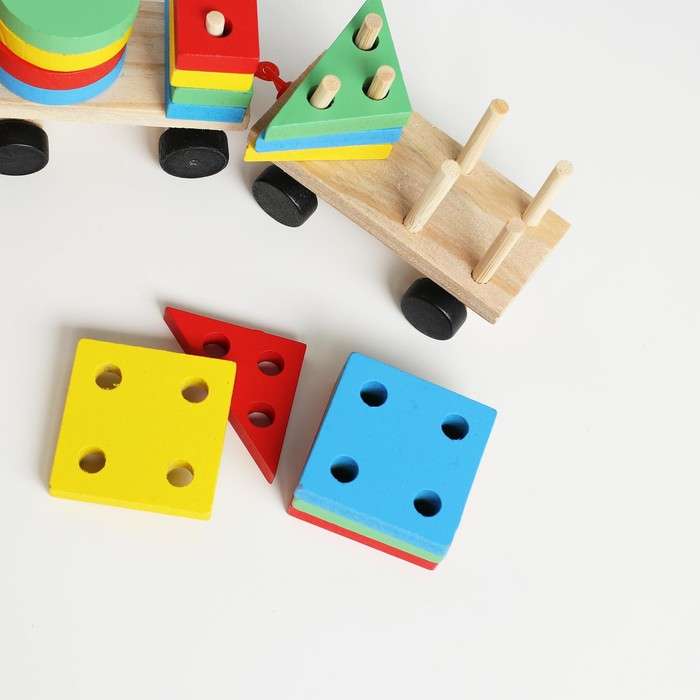 Конструктор  Конструктор "Паровоз" 4 фигуры