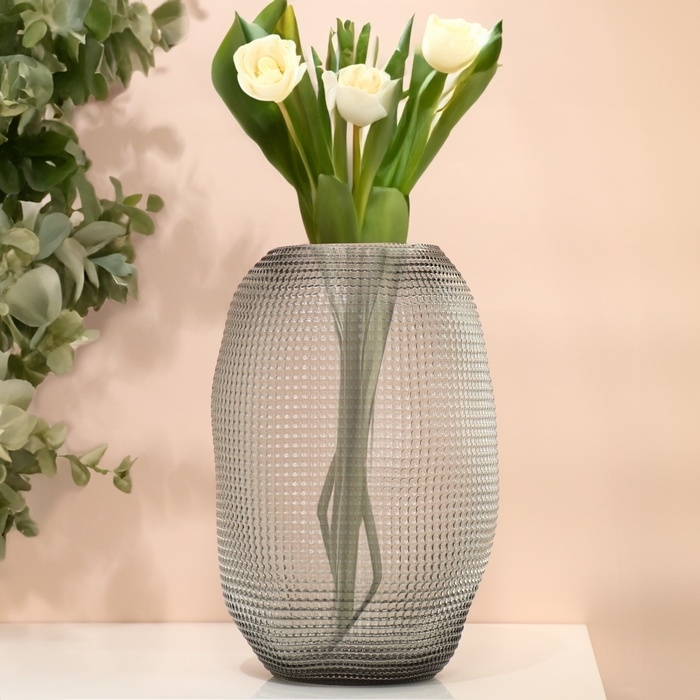 Ваза для цветов «Крокус» из прозрачного черного стекла 30 х 20 х 20 см Ваза для цветов «Крокус» из прозрачного черного стекла 30 х 20 х 20 см