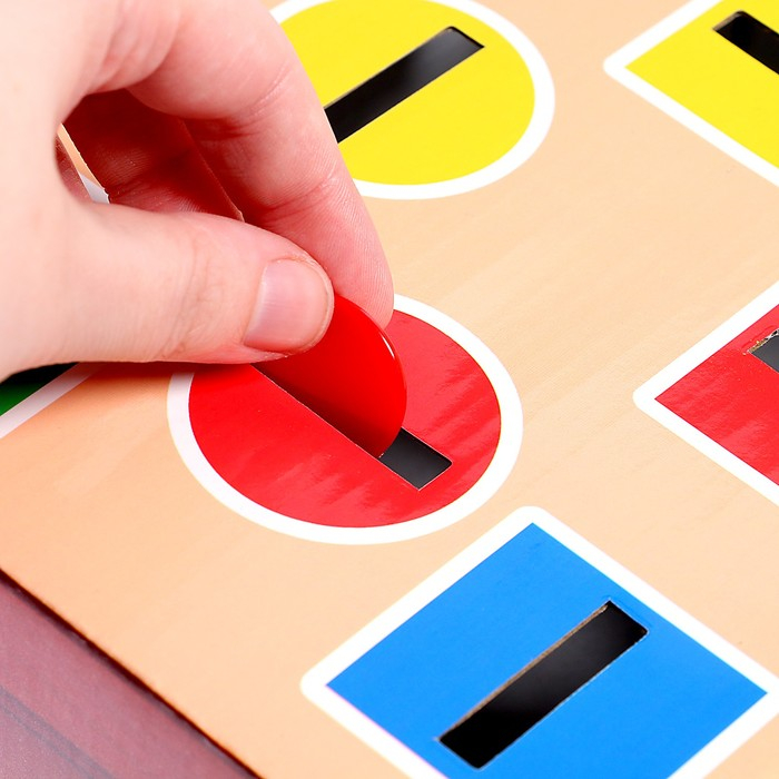 Развивающий сортер «Цвета и формы» Развивающий сортер «Цвета и формы»