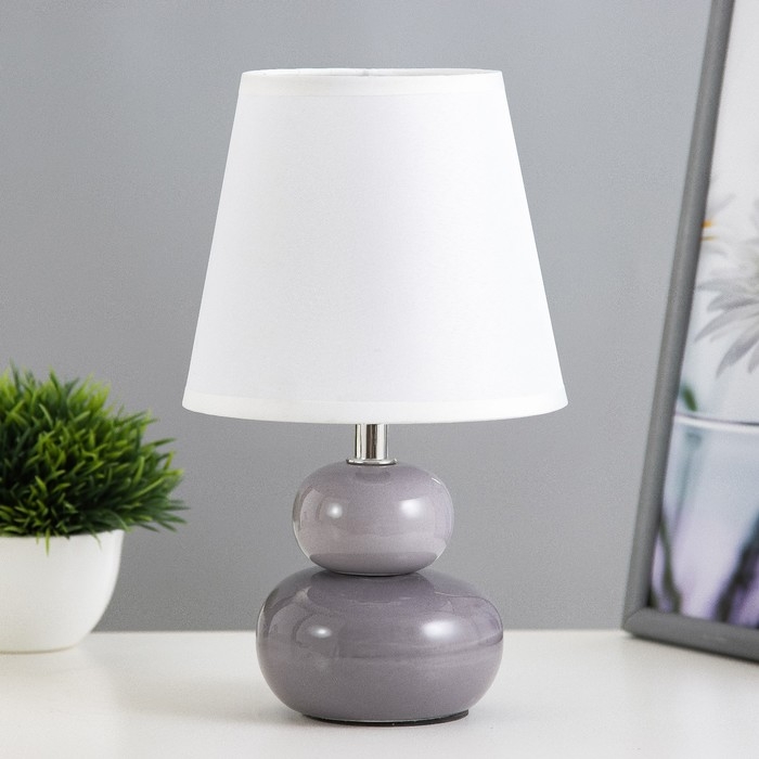 Настольная лампа Настольная лампа "Баланс" Е14 40Вт серо-белый 13х13х25 см RISALUX