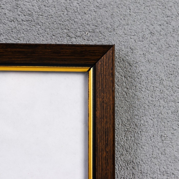 Фоторамка пластик 21х30 см 1526 коричневый с золотом Фоторамка пластик 21х30 см 1526 коричневый с золотом