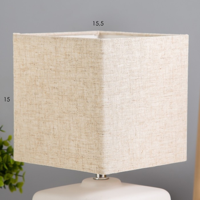 Настольная лампа Настольная лампа "Бертин" 1х40Вт Е14 пр-1,6м белый/беж 15х15х23,5см