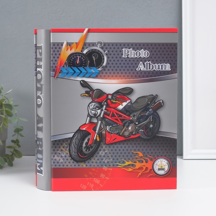 Фотоальбом на 200 фото 10х15 см Фотоальбом на 200 фото 10х15 см "Мотоцикл" в коробке МИКС 5,6х20,5х26,2 см