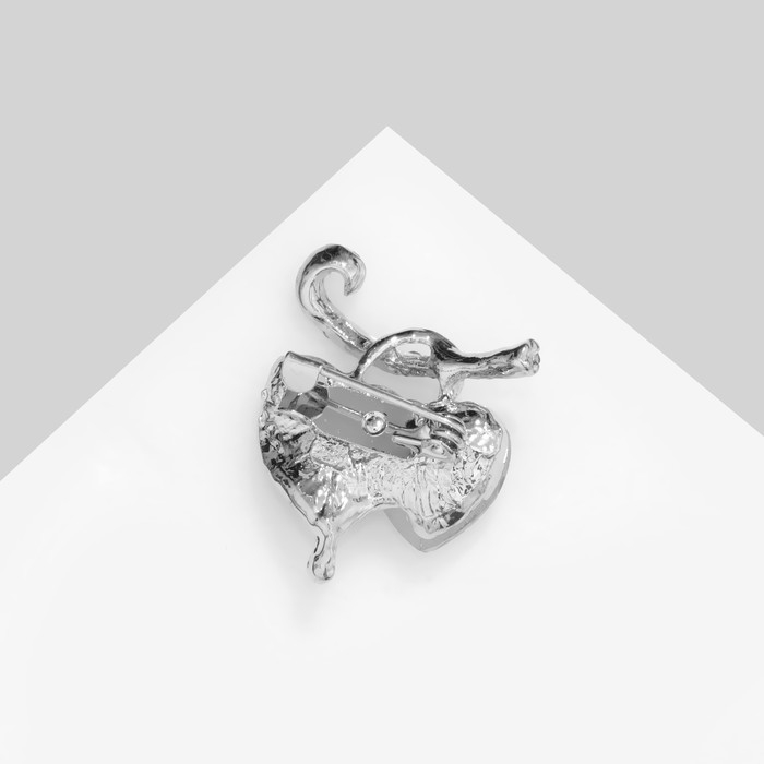 Брошь «Сердечки на веточке», цвет бело-розовый в серебре Брошь «Сердечки на веточке», цвет бело-розовый в серебре