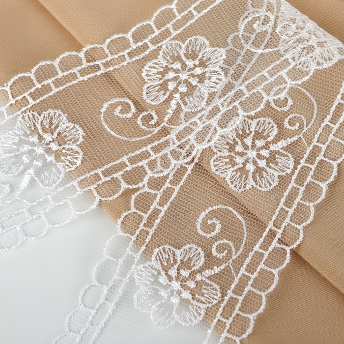 Кружево на сетке, 50 мм × 11 ± 1 м, цвет белый Кружево на сетке, 50 мм × 11 ± 1 м, цвет белый