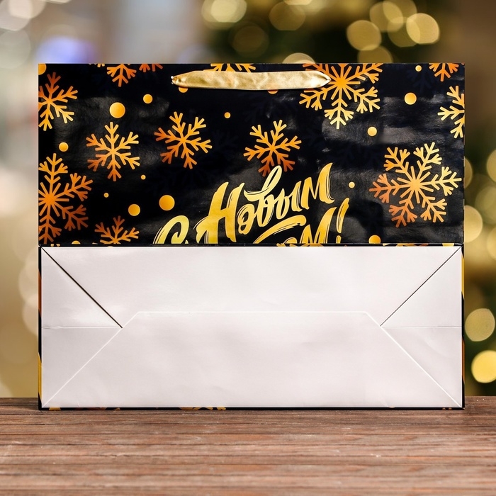 Новый год. Пакет ламинированный горизонтальный  Новый год. Пакет ламинированный горизонтальный "Снежинки",49 х 40 х 19 см.