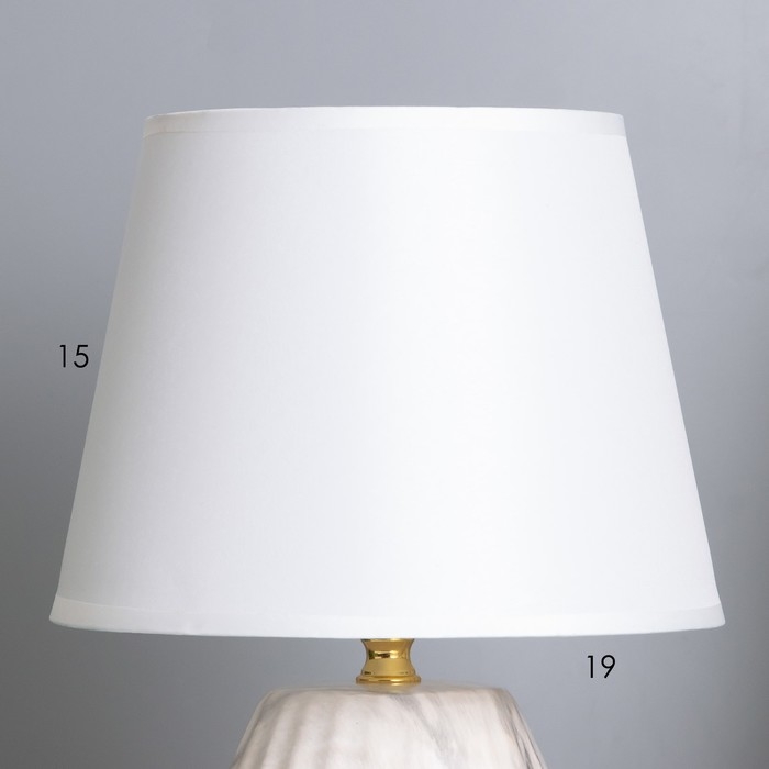 Лампа настольная Лампа настольная "Валерия" 1х40Вт Е14 серый 20х20х31см