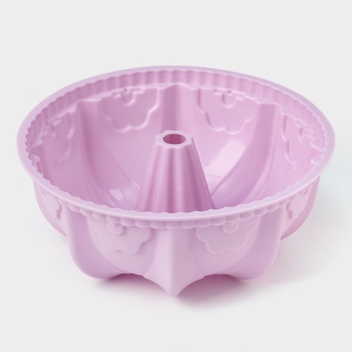 Форма для выпечки Доляна &laquo;Немецкий кекс. Торжество&raquo;, силикон, 22&times;22&times;8,5 см, цвет сиреневый