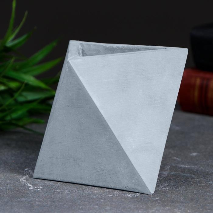 Кашпо бетонное  Кашпо бетонное "Абстракция" серое 9 х 9 х 9 см