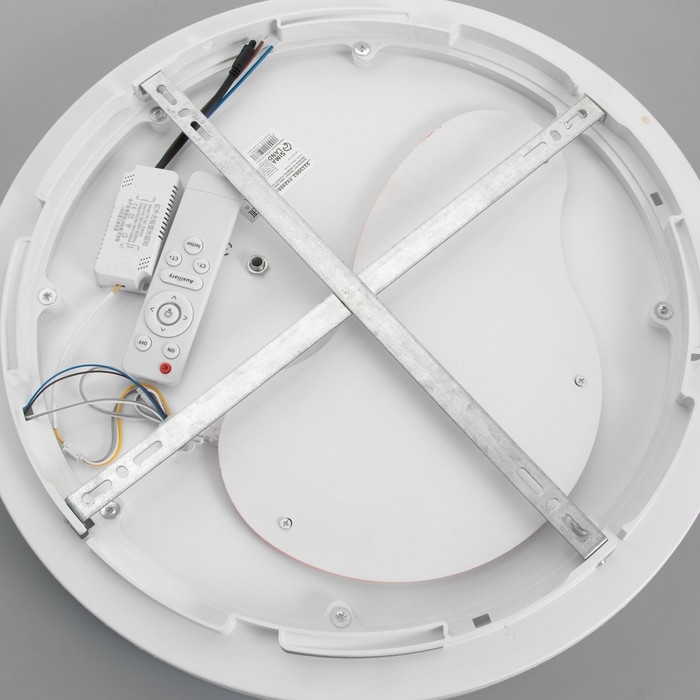 Светильник Светильник "Овечка" LED 48Вт 3000-6000К розовый 50х50х6 см BayerLux