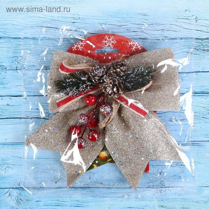 Ёлочная игрушка «Зимнее волшебство. Бант - шишки, ягодки» пластик, 21х18 см, бежевый Ёлочная игрушка «Зимнее волшебство. Бант - шишки, ягодки» пластик, 21х18 см, бежевый